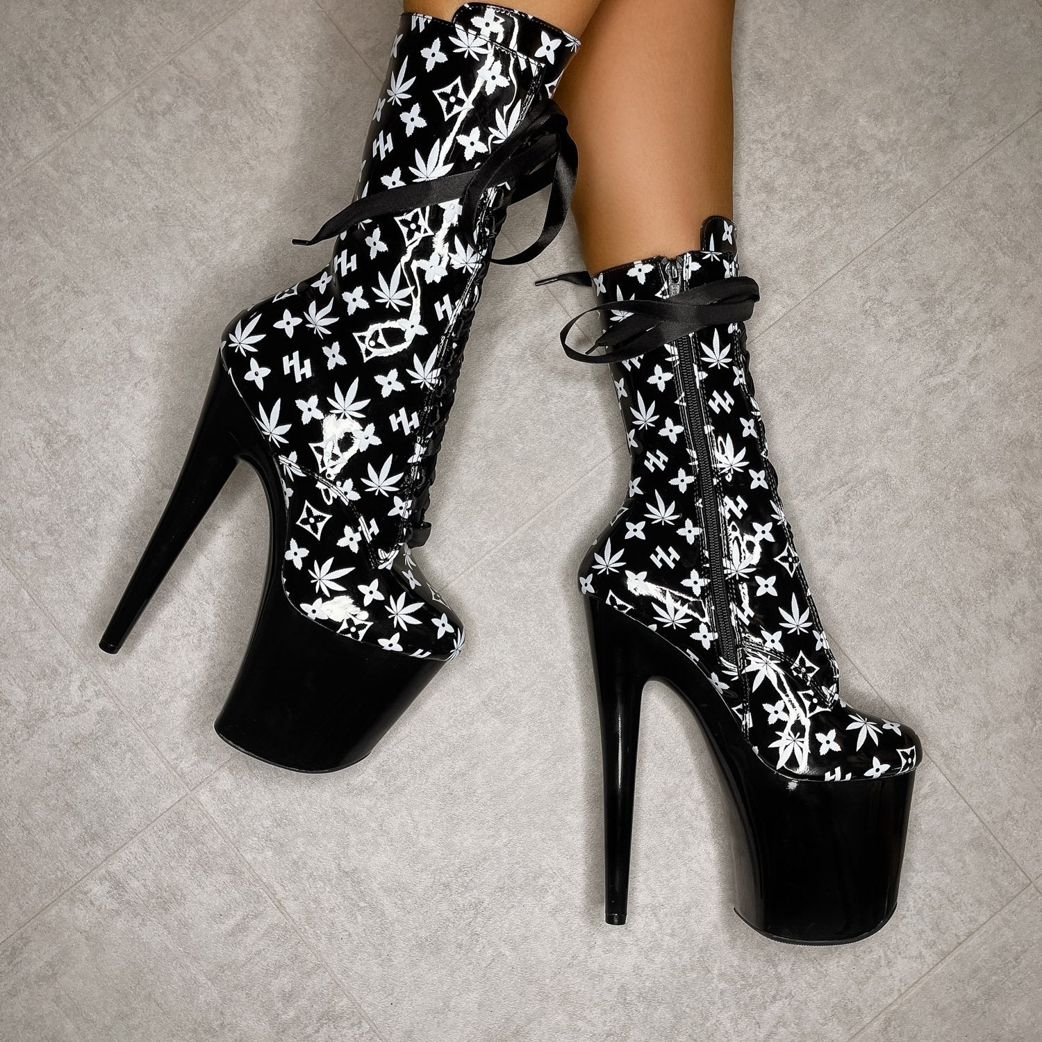 Branded Boot - Black/Black - 8 INCH - Image 3