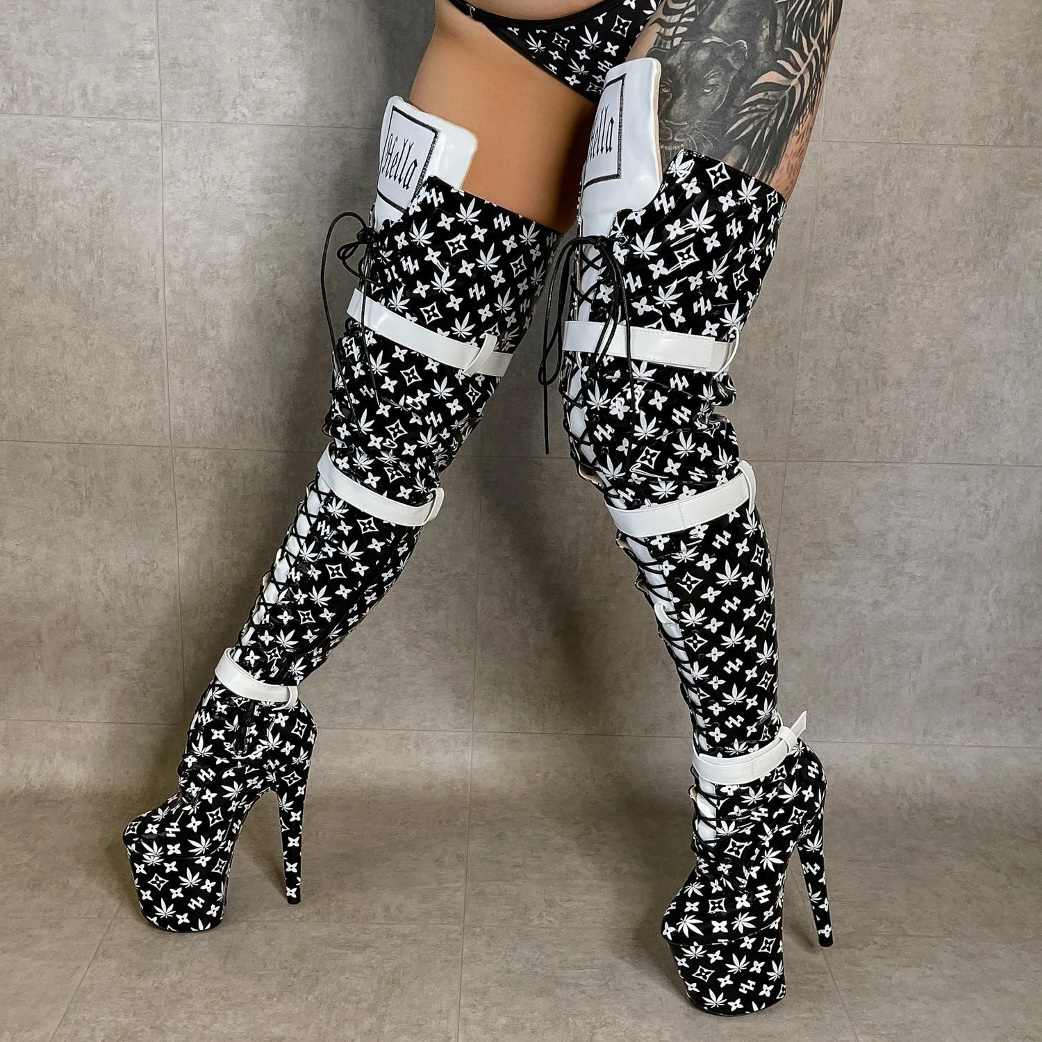 Branded Thigh High Wide Fit - Black - 8 INCH - Image 5