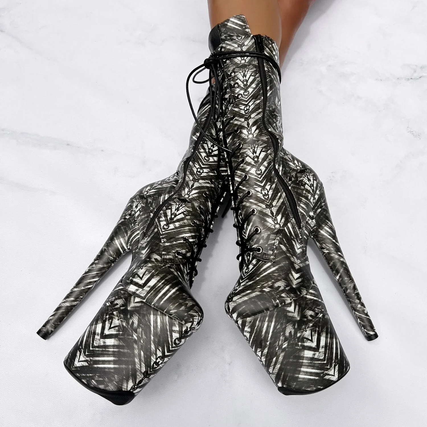 Cult Boot - 8 INCH - Image 3