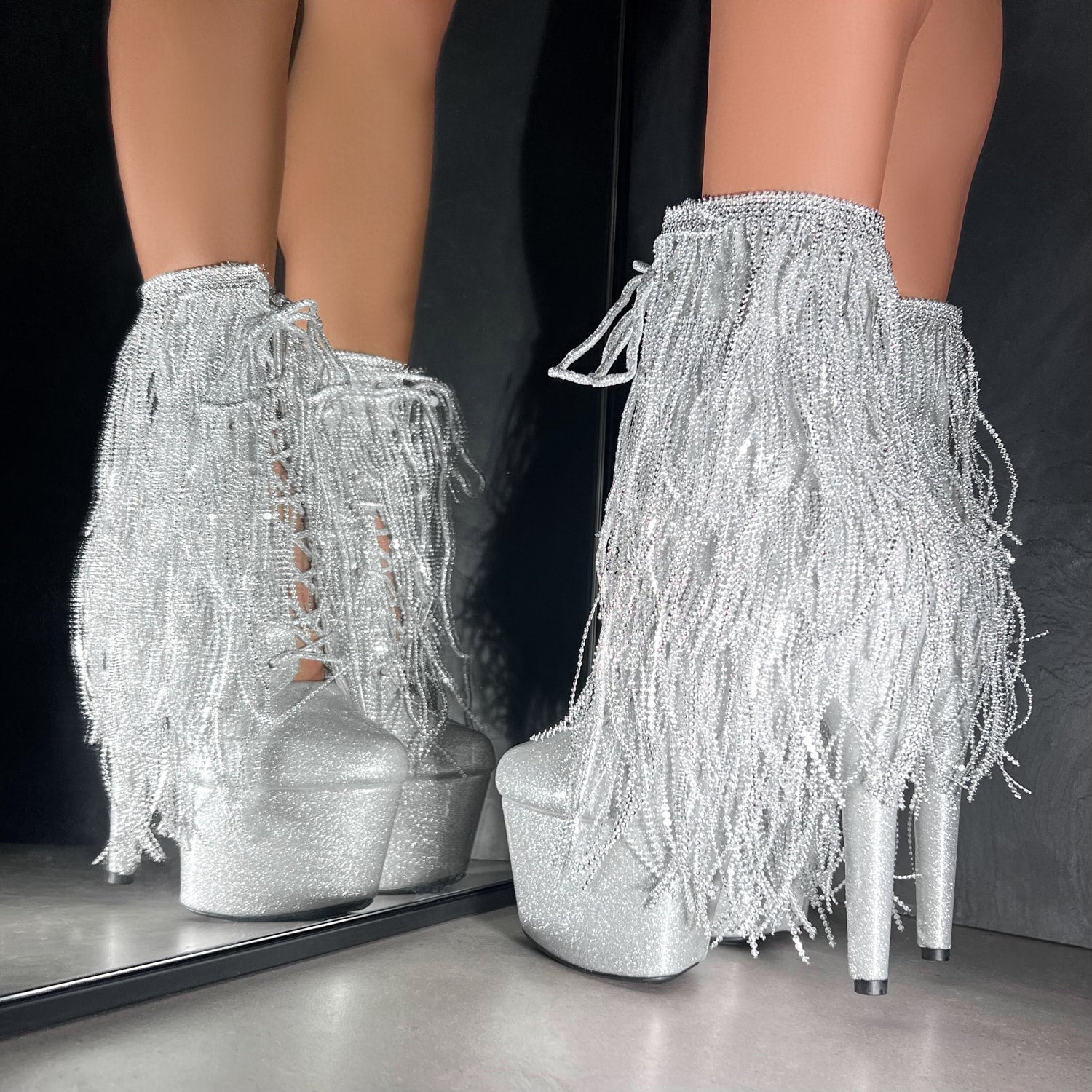 Chrome Cowgirls - Wide Fit Boot - Sliver Glitterati - 7INCH - Image 4
