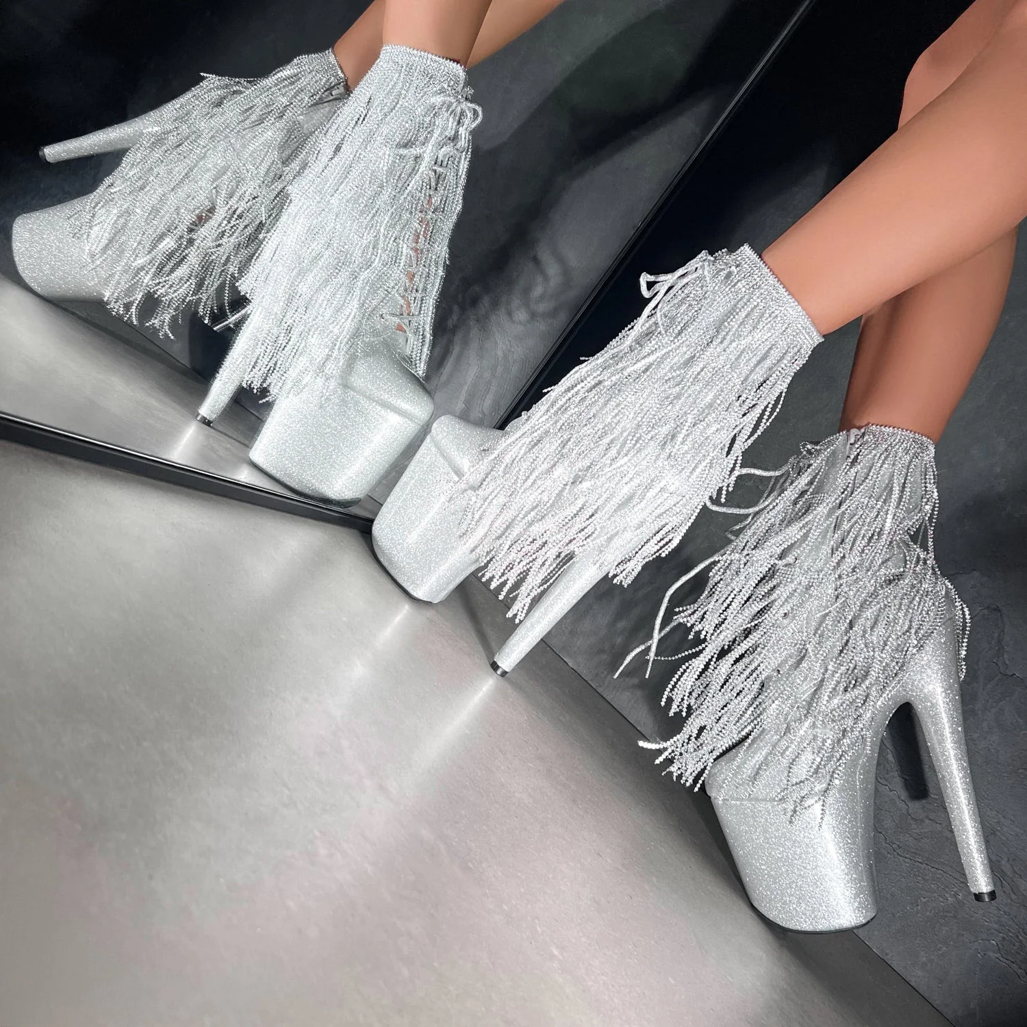 Chrome Cowgirls - Wide Fit Boot - Silver Glitterati - 8INCH - Wide Fit - Image 4