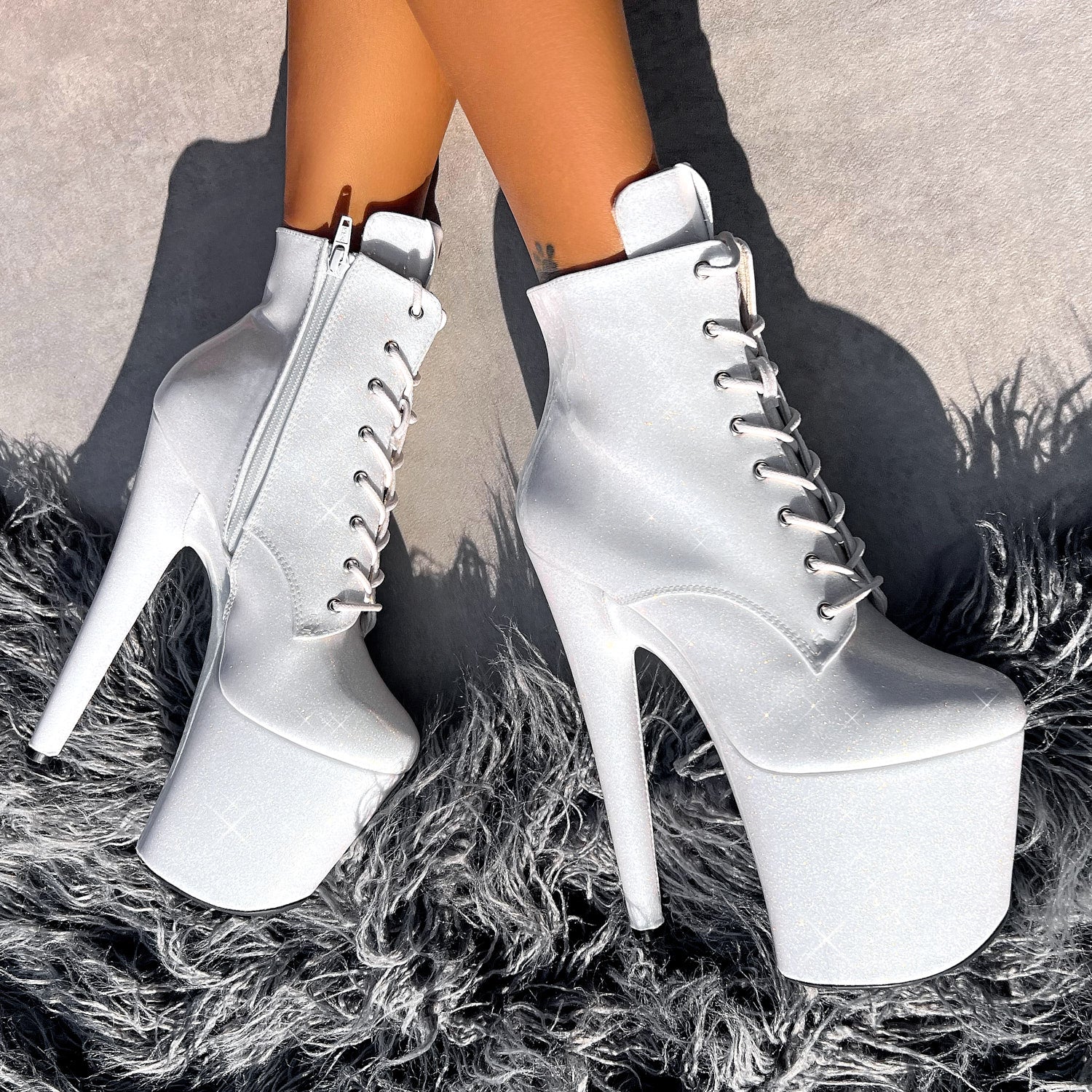 The Glitterati Ankle Boot - Snow Kween - 8 INCH - Image 2