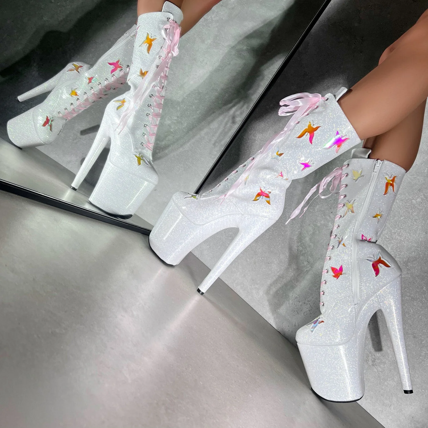 The Glitterati Butterfly Wide Fit  Boot - Snow Kween - 8INCH - Image 5