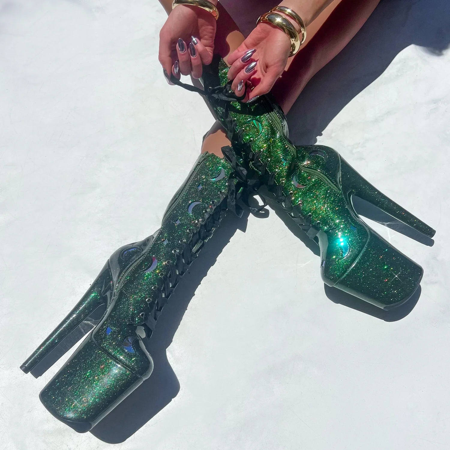 The Glitterati Cosmic Boot - Emerald Sparkle - 8INCH - Image 2