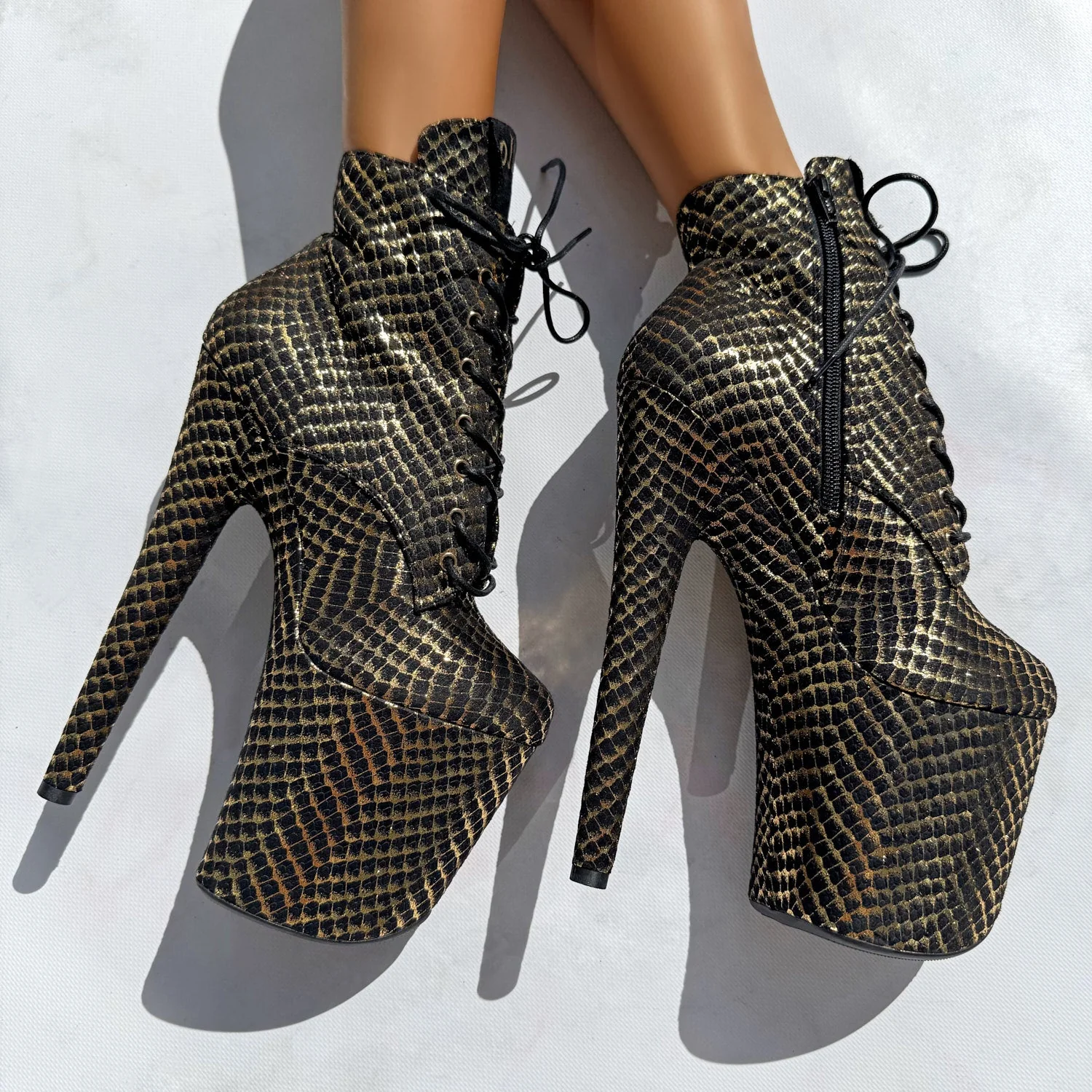 Khaleesi Ankle Boot - Black & Gold - 8INCH - Image 3