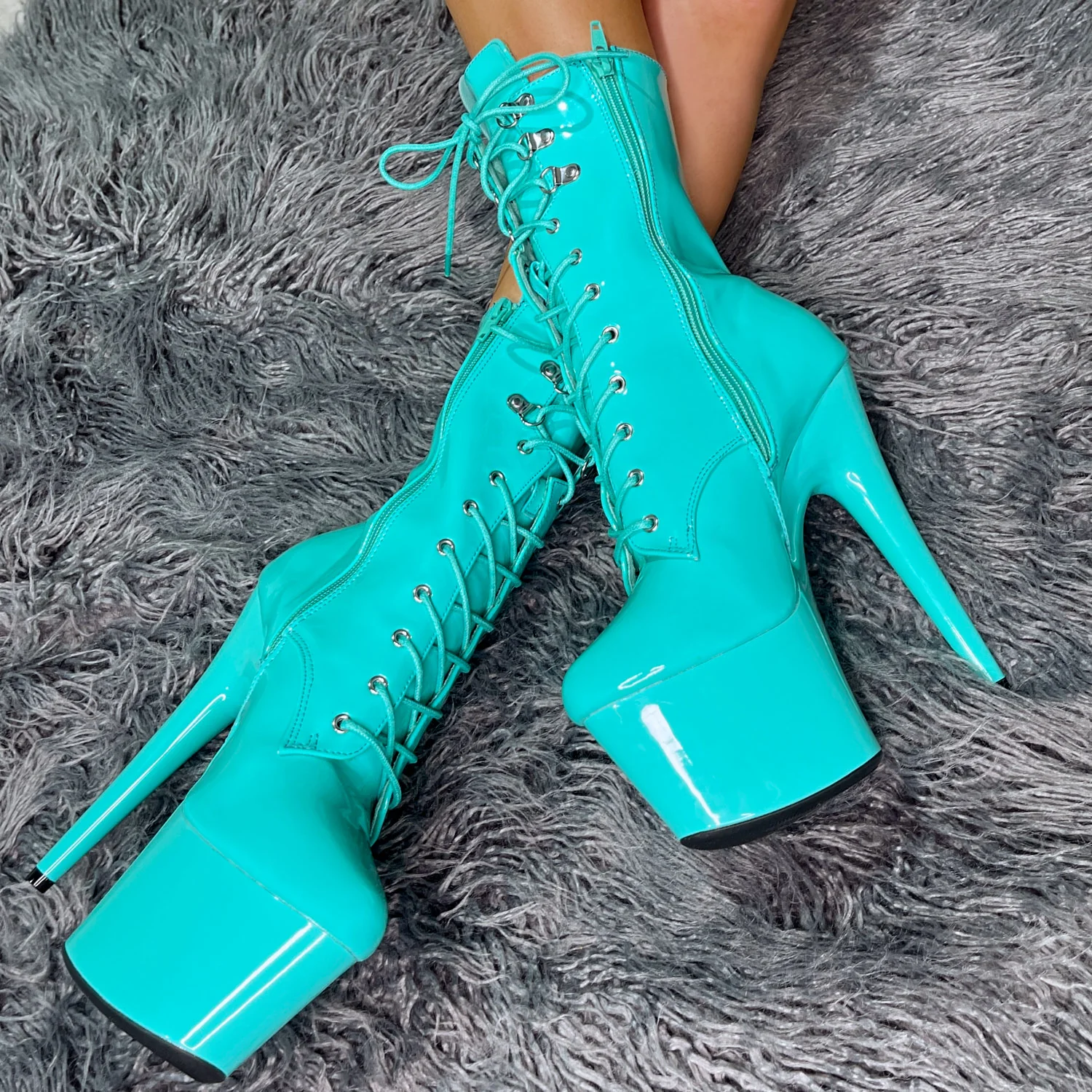 LipKit Boot - Minted - 7 INCH - Image 2