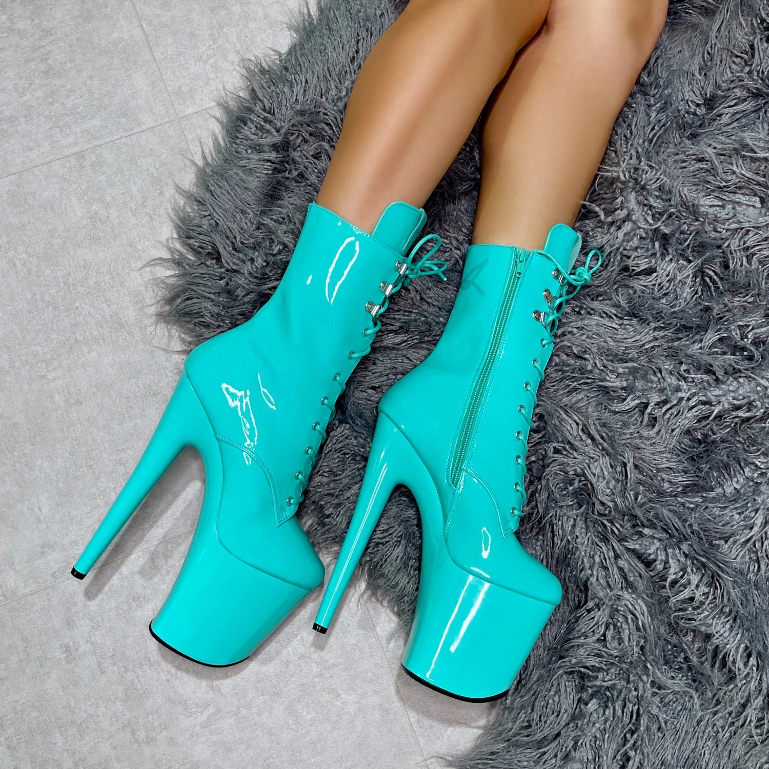 LipKit Boot - Minted - 8 INCH - Image 2