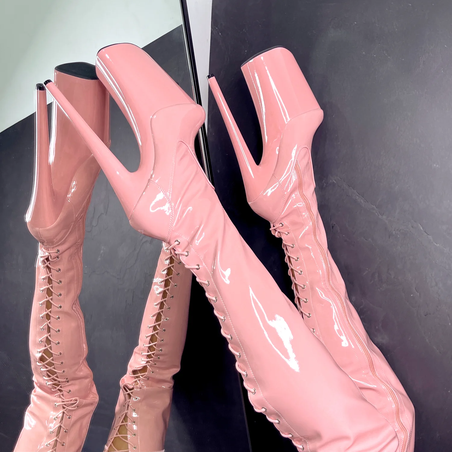 LipKit Thigh High - Candy Shop - 9 INCH - Image 3