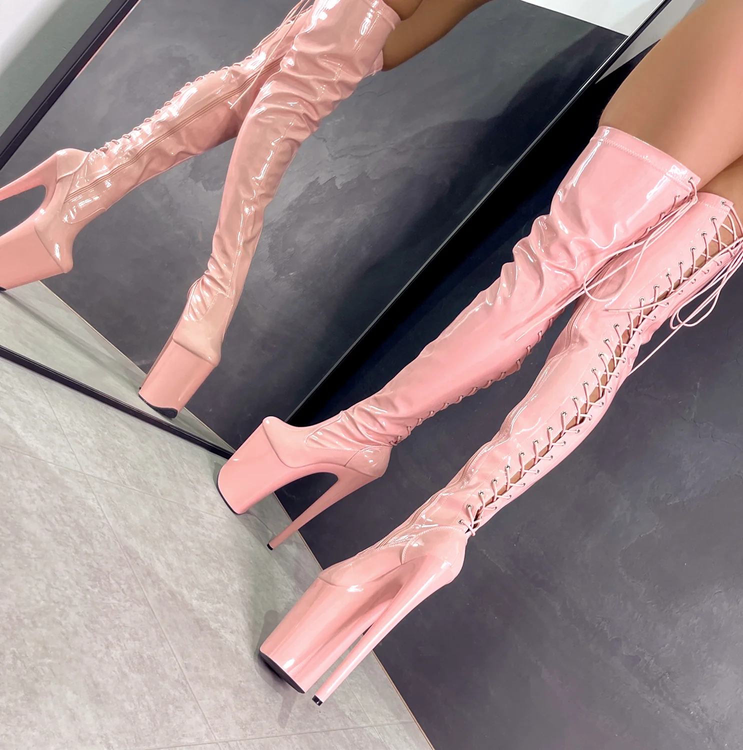LipKit Thigh High - Candy Shop - 9 INCH - Image 5