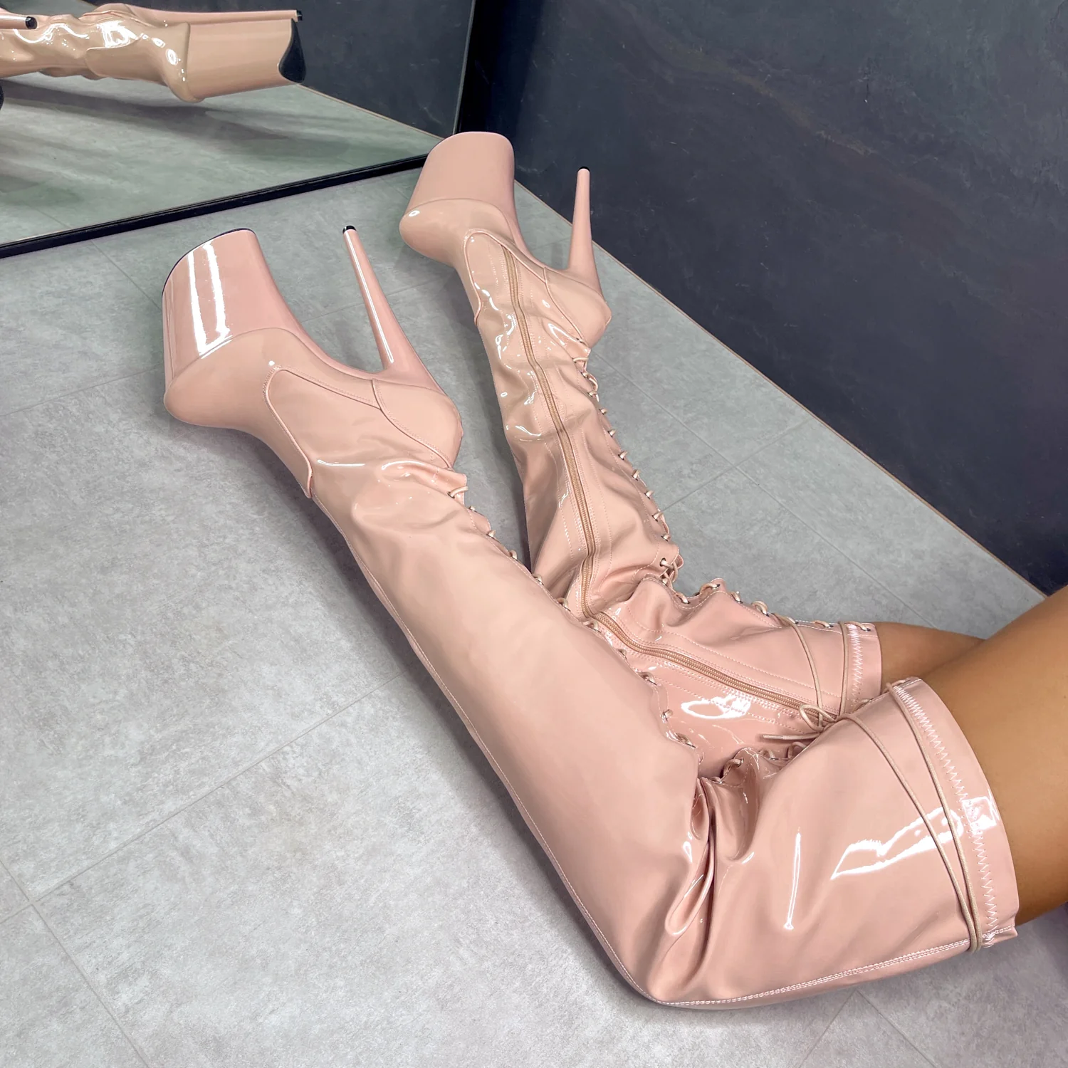 LipKit Thigh High - Dream On - 9 INCH - Image 8