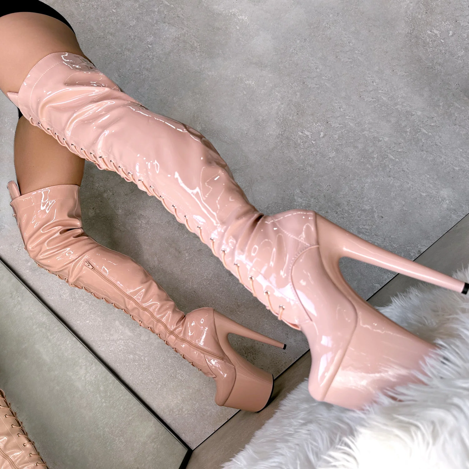 LipKit Thigh High Front Lace - Dream On - 8 INCH - Image 2