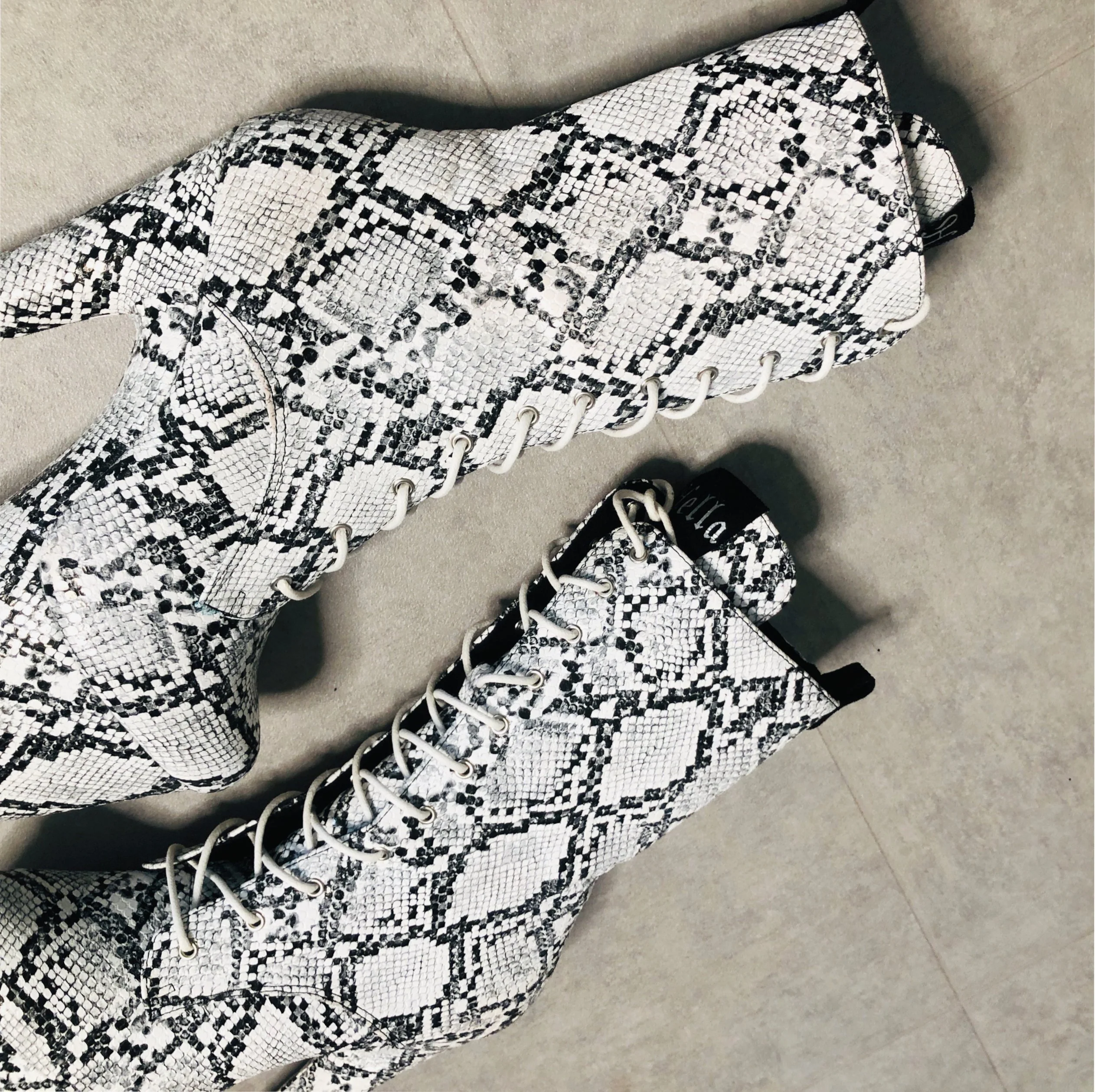 Mamba Boot - 7 INCH - Image 3