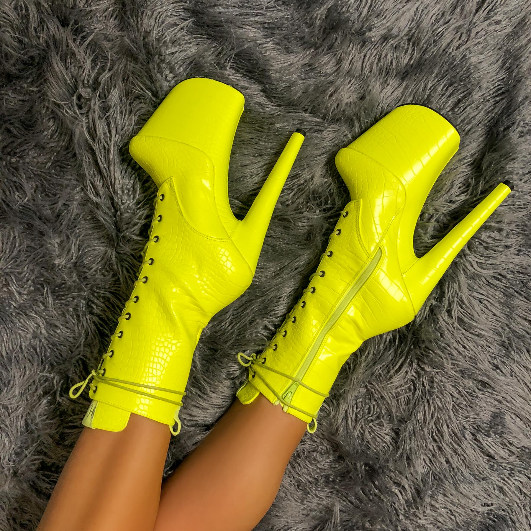 Oh Snap Boot Wide Fit - 8 INCH
