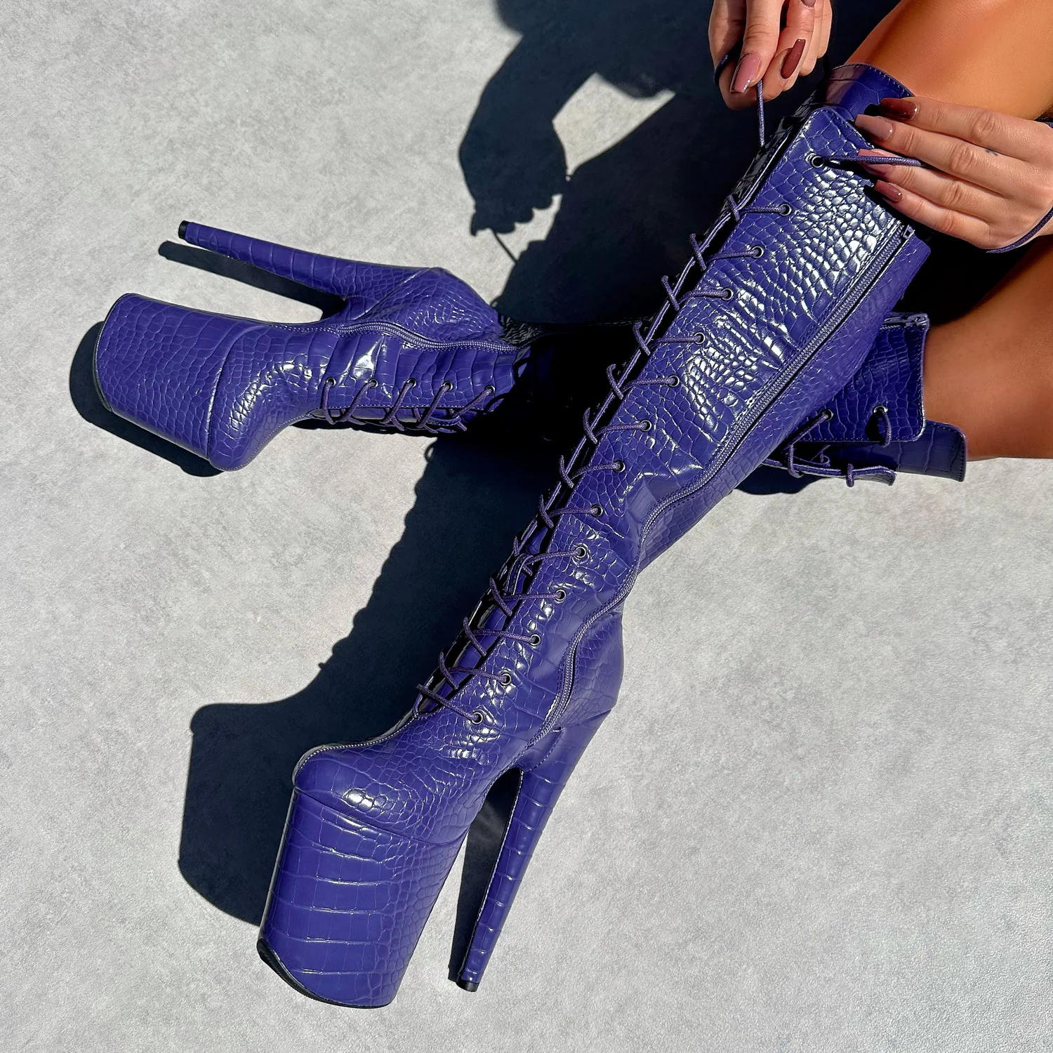 Play Dead - Knee Boot - 8INCH - Image 3