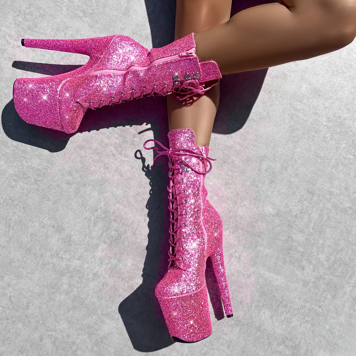 The Glitterati Xtra - Boot - LOVERGIRL PINK - 8INCH - Image 2