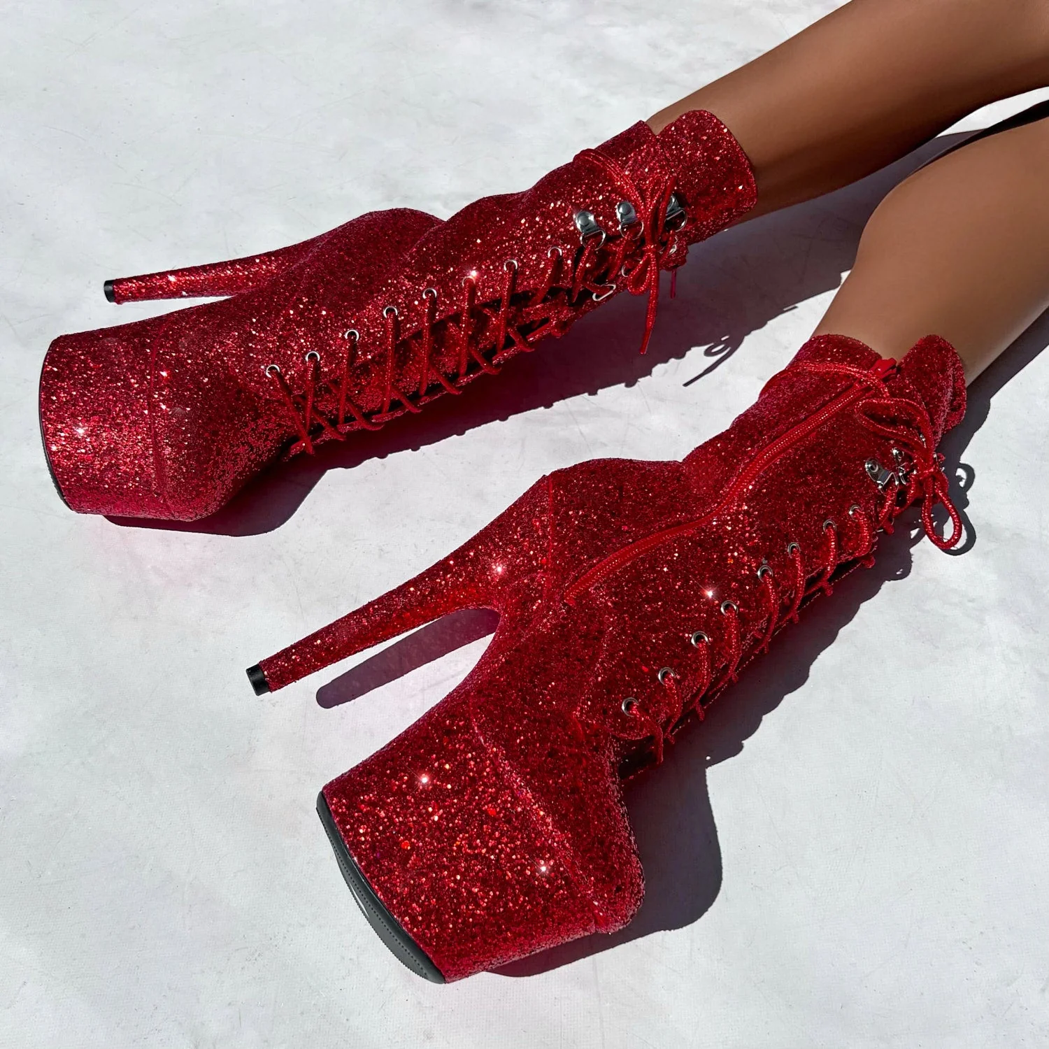 The Glitterati Xtra - Boot - Miles Red - 7INCH - Image 3