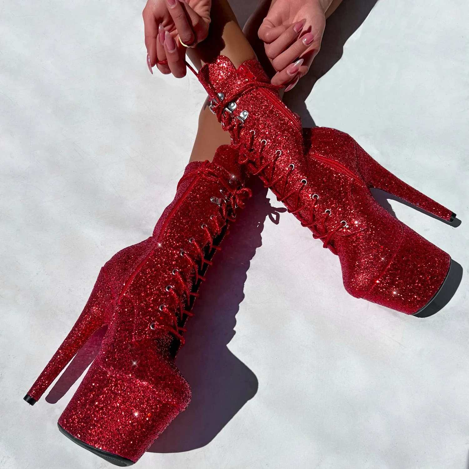 The Glitterati Xtra - Boot - Miles Red - 7INCH - Image 4