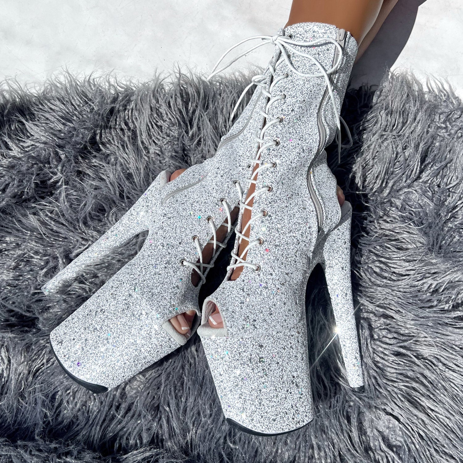 The Glitterati Xtra - OHOT Boot - Fairydust - 8INCH - Image 4