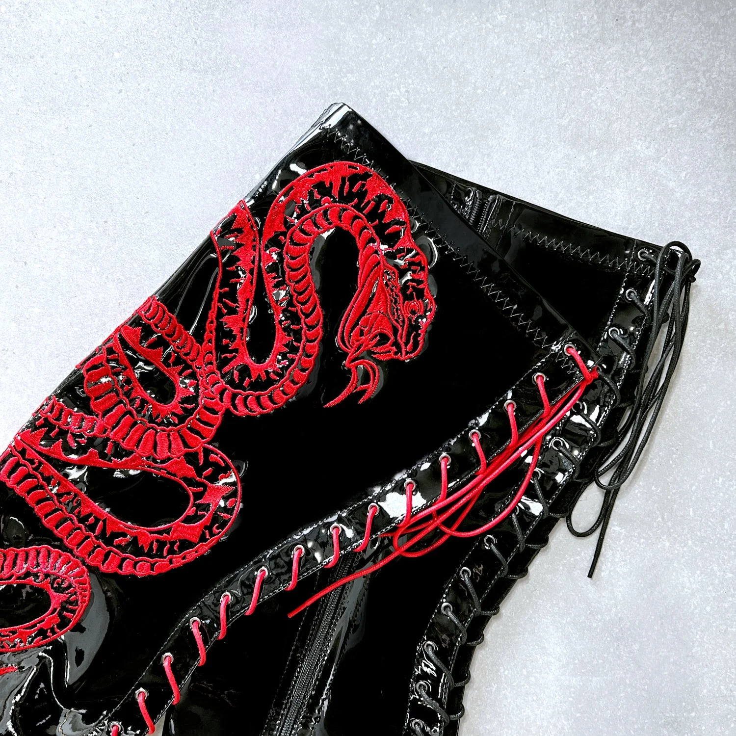 VIPER Boot Black with Red Thigh High - 7INCH - Image 5