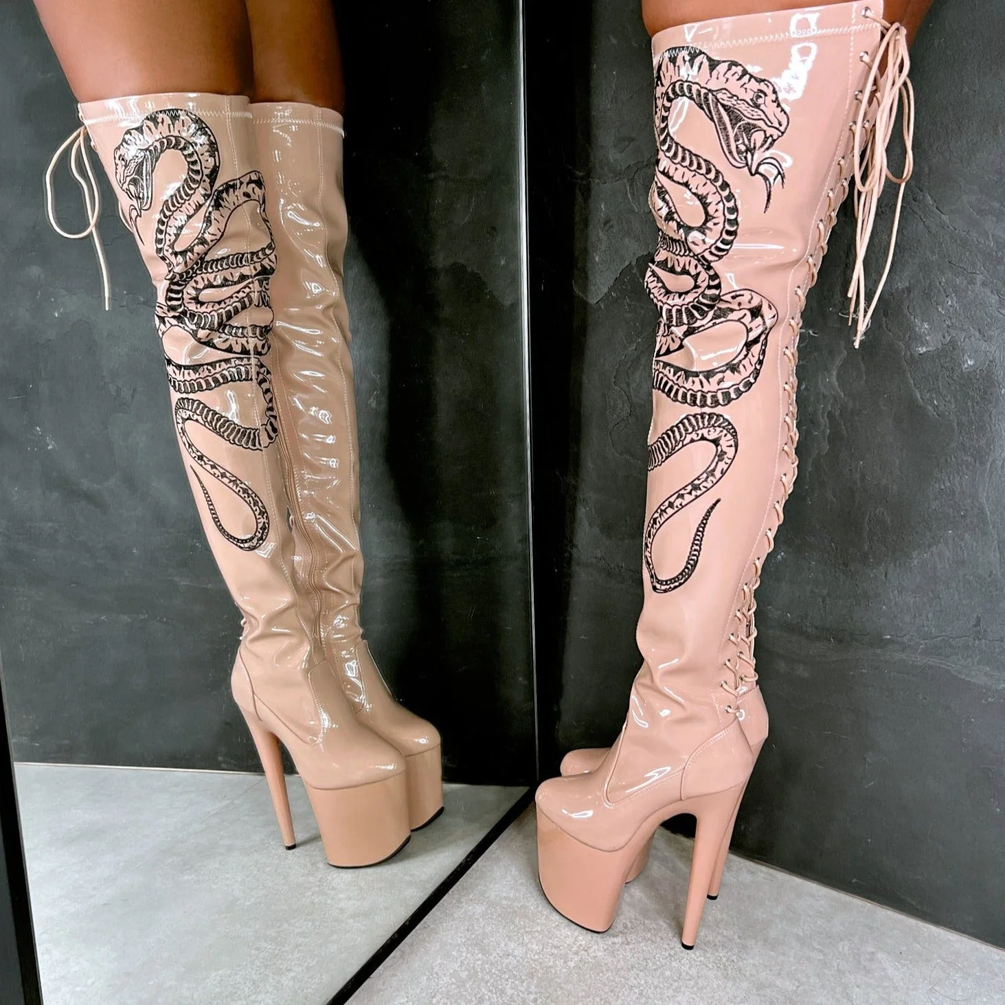 VIPER Boot Tan with Black Thigh High - 8INCH - Image 2