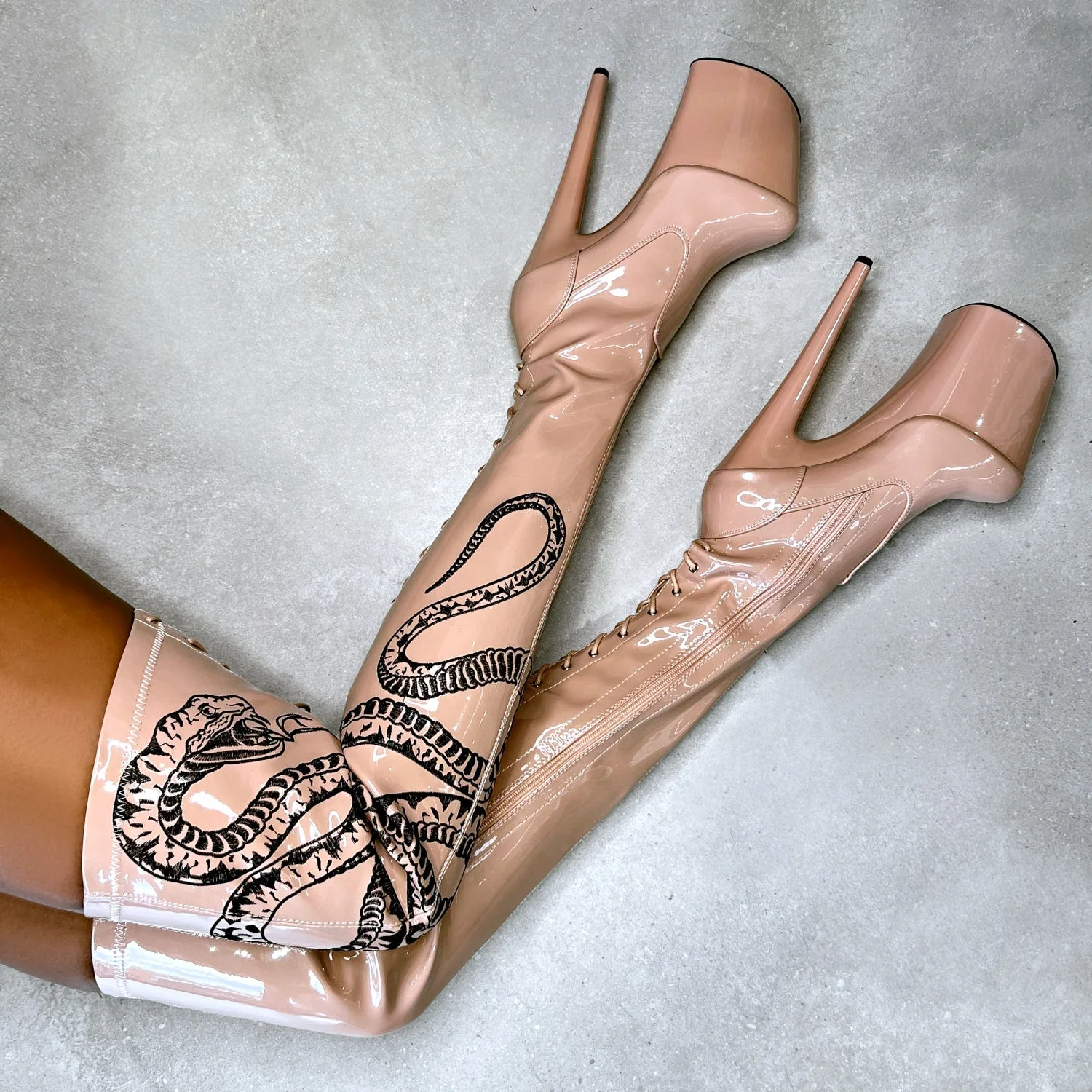 VIPER Boot Tan with Black Thigh High - 8INCH - Image 3
